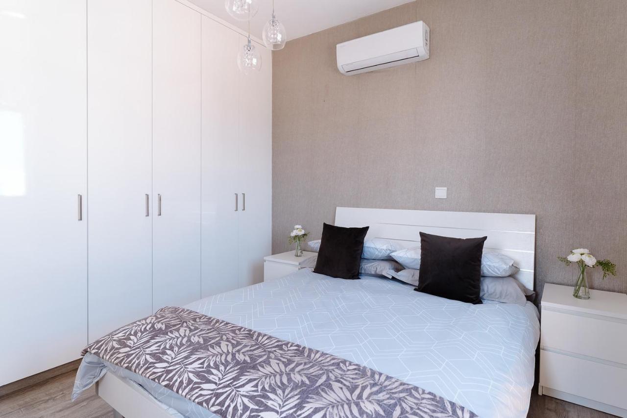 Villa Aquamarine Пафос Екстериор снимка
