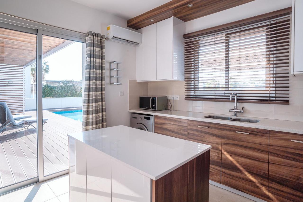 Villa Aquamarine Пафос Екстериор снимка