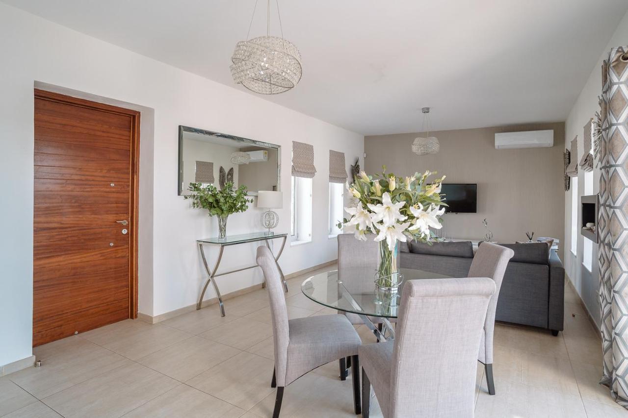 Villa Aquamarine Пафос Екстериор снимка
